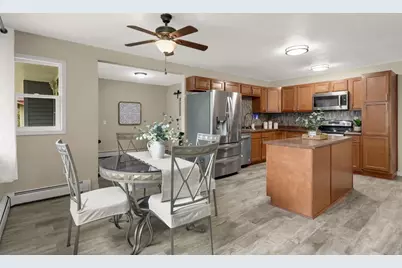 406 18th Street W, Hastings, MN 55033 - Photo 2
