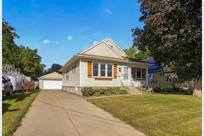 1133 8th Avenue SE, Rochester, MN 55904 - Photo 1