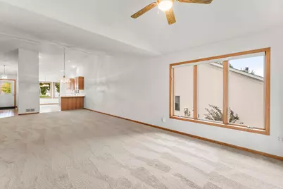 1284 Quincy Circle, Shakopee, MN 55379 - Photo 16