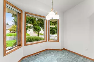1284 Quincy Cir, Shakopee, MN 55379 - Photo 26