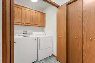 1284 Quincy Cir, Shakopee, MN 55379 - Photo 28