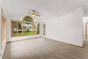 1284 Quincy Cir, Shakopee, MN 55379 - Photo 18