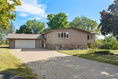 302 Jennifer Lane, Jordan, MN 55352 - Photo 2