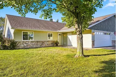 1053 W Ridge Court, New Richmond, WI 54017 - Photo 2