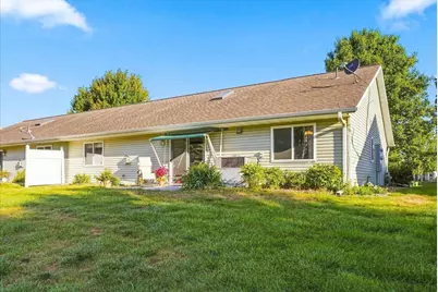 1053 W Ridge Court, New Richmond, WI 54017 - Photo 18