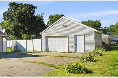 1201 2nd Avenue NW, Faribault, MN 55021 - Photo 4