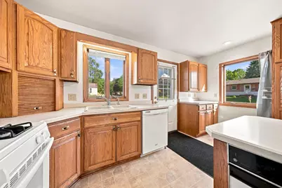 1201 2nd Avenue NW, Faribault, MN 55021 - Photo 8