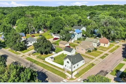 1201 2nd Avenue NW, Faribault, MN 55021 - Photo 1