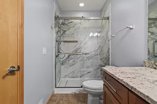 530 Grant Street E, Minneapolis, MN 55404 - Photo 22