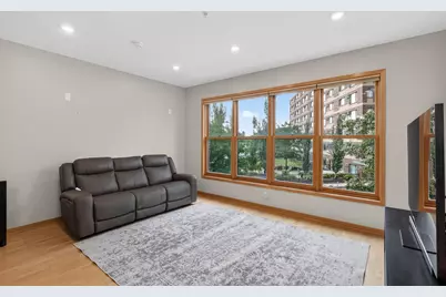 530 Grant Street E, Minneapolis, MN 55404 - Photo 6