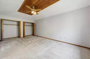 5758 Heather Ridge Dr, Shoreview, MN 55126 - Photo 16