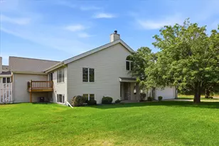 5758 Heather Ridge Dr, Shoreview, MN 55126 - Photo 34