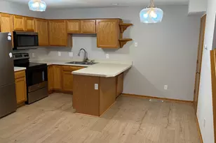 2336 Affirmed Dr, Shakopee, MN 55379 - Photo 4