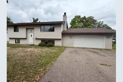 1612 69th Avenue N, Brooklyn Center, MN 55430 - Photo 2