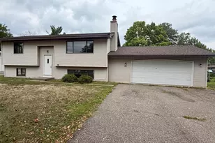 1612 69th Ave N, Brooklyn Center, MN 55430 - Photo 2