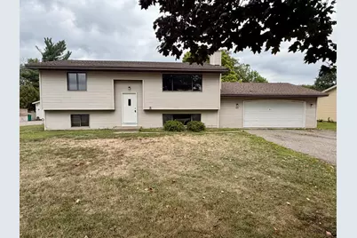 1612 69th Avenue N, Brooklyn Center, MN 55430 - Photo 1