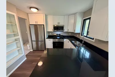 1612 69th Avenue N, Brooklyn Center, MN 55430 - Photo 4