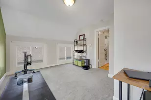 210 W 43rd St, Minneapolis, MN 55409 - Photo 16