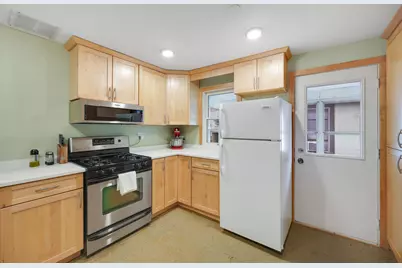 210 W 43rd Street, Minneapolis, MN 55409 - Photo 2