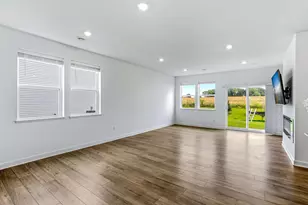 5184 Useppa Trl, Woodbury, MN 55129 - Photo 8