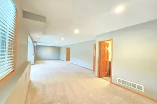 4625 Edinbrook Terrace, Brooklyn Park, MN 55443 - Photo 24