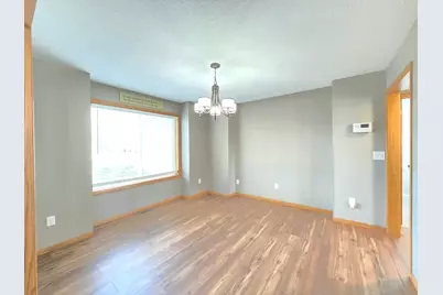 4625 Edinbrook Terrace, Brooklyn Park, MN 55443 - Photo 4