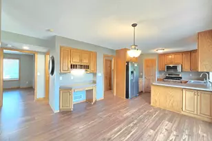 4625 Edinbrook Terrace, Brooklyn Park, MN 55443 - Photo 6