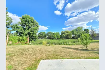 4625 Edinbrook Terrace, Brooklyn Park, MN 55443 - Photo 38