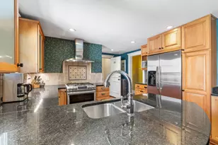 2633 Humboldt Ave S, Minneapolis, MN 55408 - Photo 12