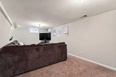 2257 Fremont Avenue E, Saint Paul, MN 55119 - Photo 18