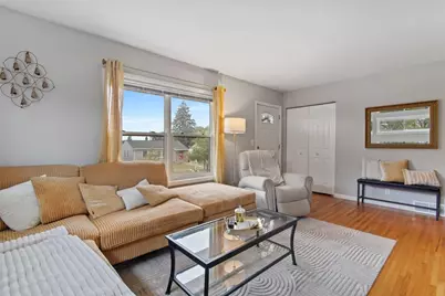2257 Fremont Avenue E, Saint Paul, MN 55119 - Photo 2