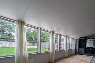 331 4th Ave SW, Perham, MN 56573 - Photo 6