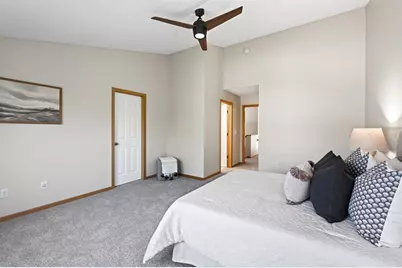 594 Sutherland Drive, Woodbury, MN 55129 - Photo 18