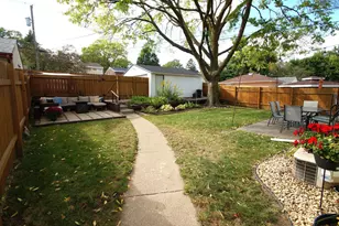 1101 Dale St N, Saint Paul, MN 55117 - Photo 8