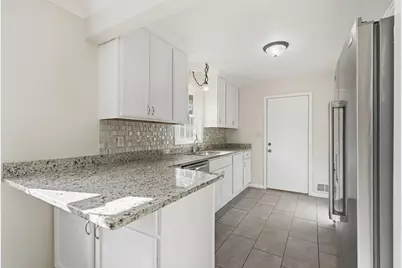 2795 Farrington Street, Roseville, MN 55113 - Photo 8