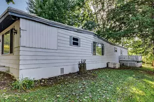 429 S Scott St, Elmwood, WI 54740 - Photo 12