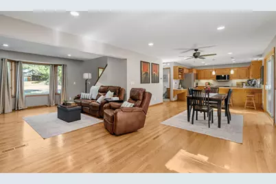 13306 Ellice Court, Apple Valley, MN 55124 - Photo 10