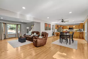 13306 Ellice Ct, Apple Valley, MN 55124 - Photo 10