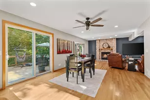 13306 Ellice Ct, Apple Valley, MN 55124 - Photo 12