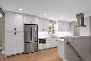 342 Kenmar Cir, Minnetonka, MN 55305 - Photo 8