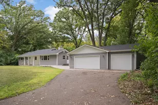 342 Kenmar Cir, Minnetonka, MN 55305 - Photo 2