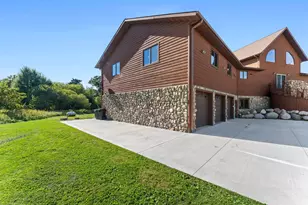 897 207th St, Dresser, WI 54009 - Photo 10