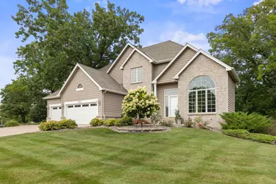 2021 Royale Drive, Eagan, MN 55122 - Photo 2
