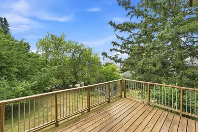 2114 E 2nd Street, Duluth, MN 55812 - Photo 22