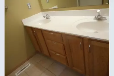 4915 Olive Lane N, Plymouth, MN 55446 - Photo 12