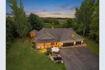 10243 John Trail, Chisago City, MN 55013 - Photo 2