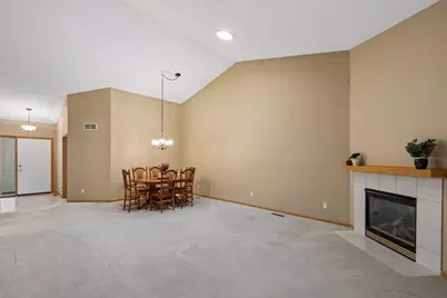 7929 Barrymore Lane, Woodbury, MN 55125 - Photo 16