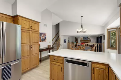 3266 Rolling Hills Drive, Eagan, MN 55121 - Photo 6