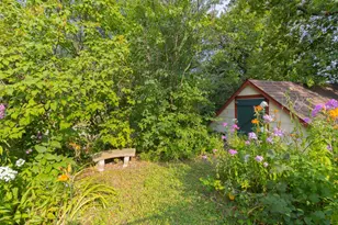 1084 Bradley St, Saint Paul, MN 55130 - Photo 26