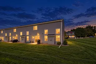 7757 Sterling Dr, Rockford, MN 55373 - Photo 2